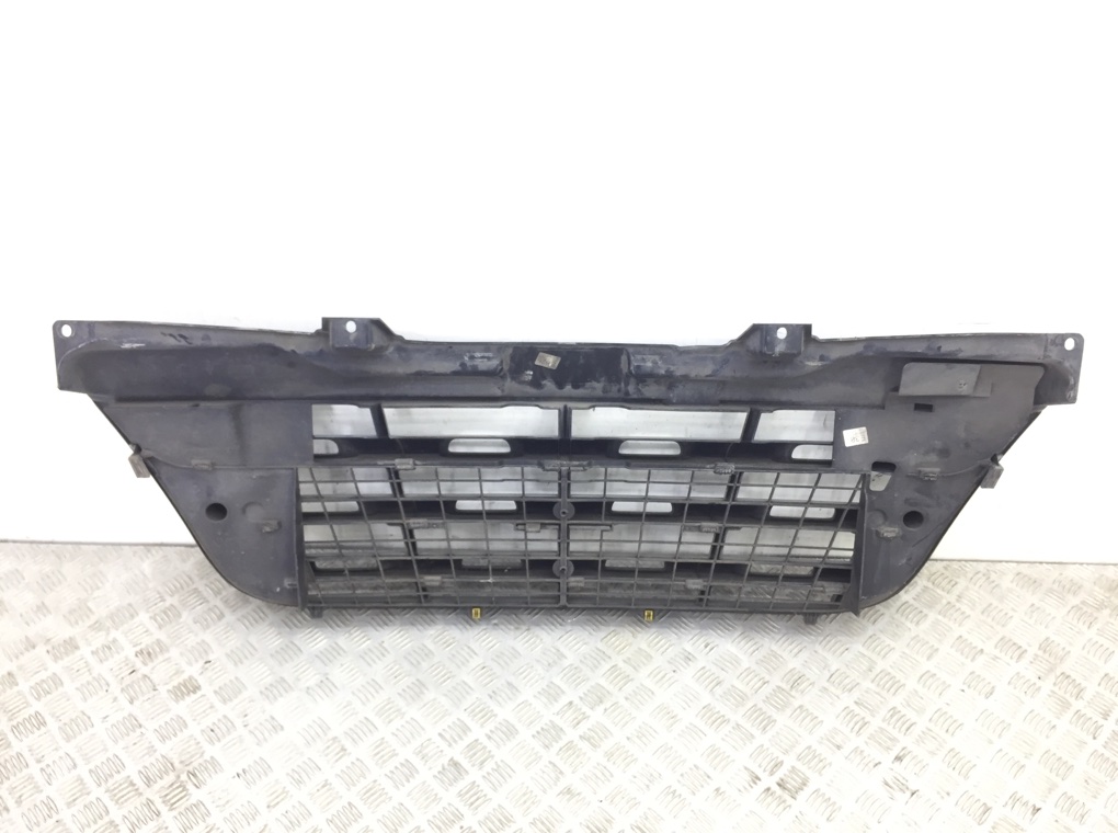Решетка радиатора бу для Renault Master  2.3 DCi,  2010 г.