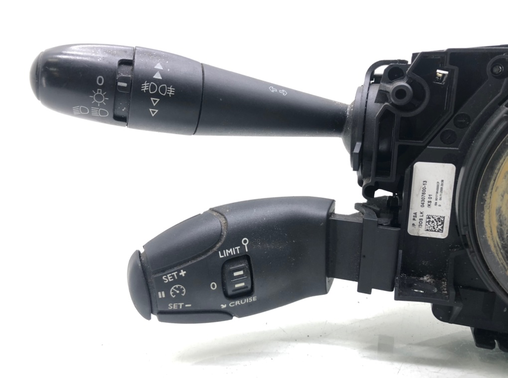 Переключатель подрулевой (стрекоза) бу для Citroen C3 2 1.4 i, 2009 г. Переключатель подрулевой (стрекоза) бу для Citroen C3 1.4 i, 2009 г.