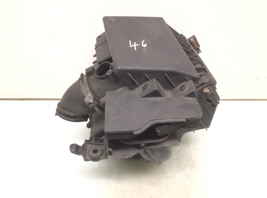 Корпус воздушного фильтра бу для Mazda 3  BK 2.0 TD,  2008 г.