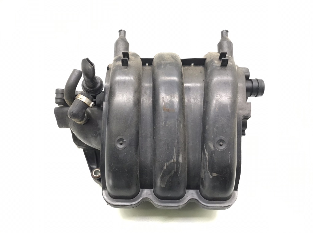 Коллектор впускной бу для Volkswagen Polo 4 1.2 i, 2004 г. Коллектор впускной бу для Volkswagen Polo 4 1.2 i, 2004 г.