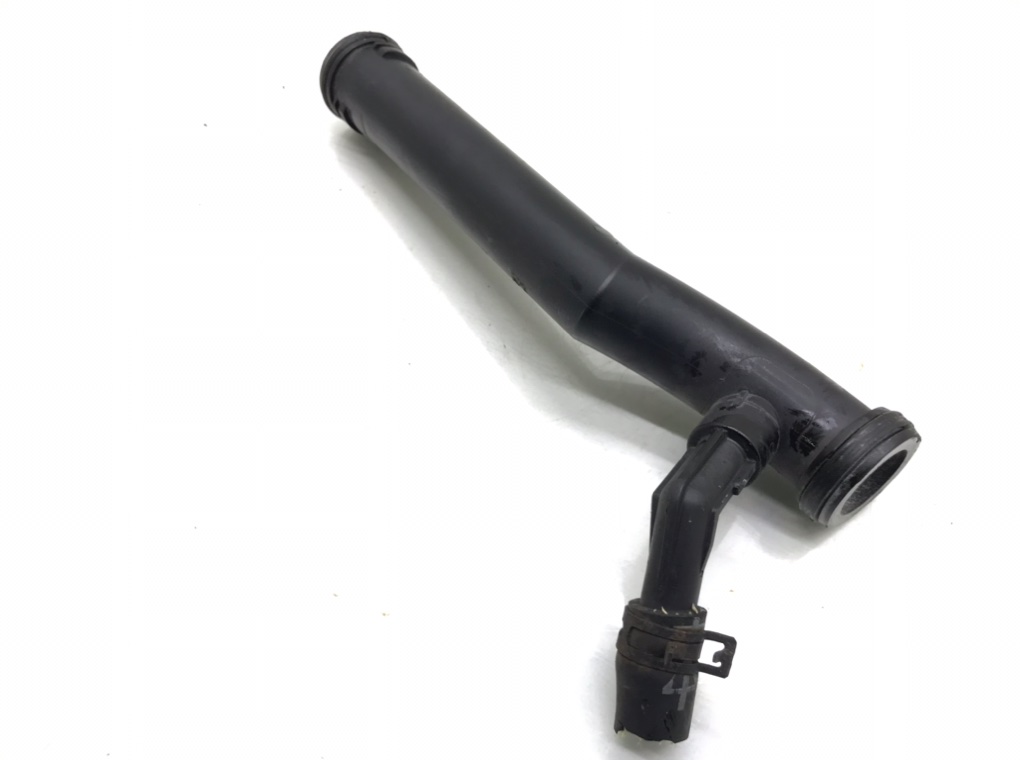 Трубка охлаждающей жидкости пластиковая бу для Volkswagen Polo 4 1.2 i,  2004 г.