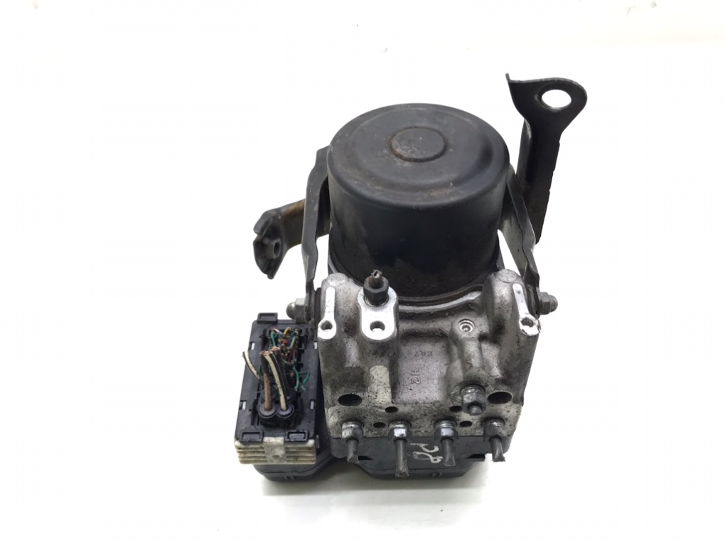 Блок ABS бу для Lexus IS 2 2.2 TD,  2007 г.