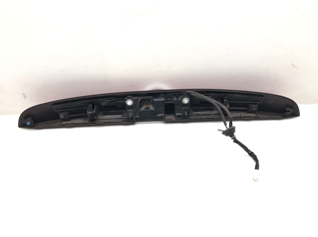 Накладка подсветки номера бу для Nissan Juke  1.5 DCi,  2010 г.