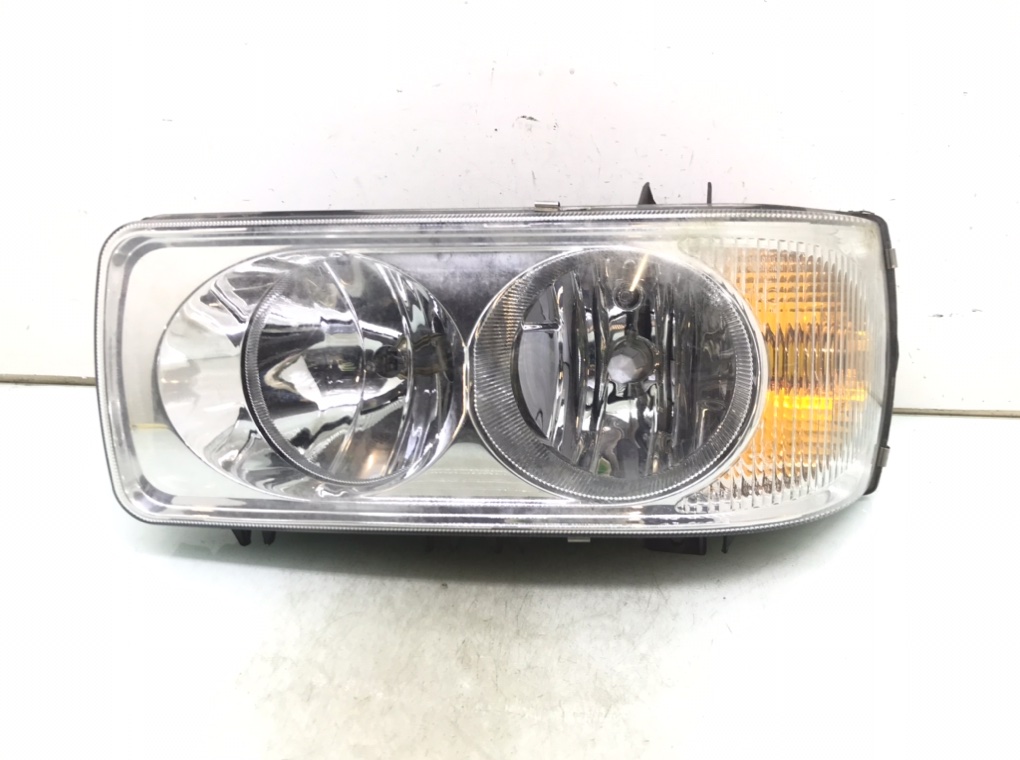 Фара правая бу для DAF LF 55.220 6.7 TD, 2009 г.