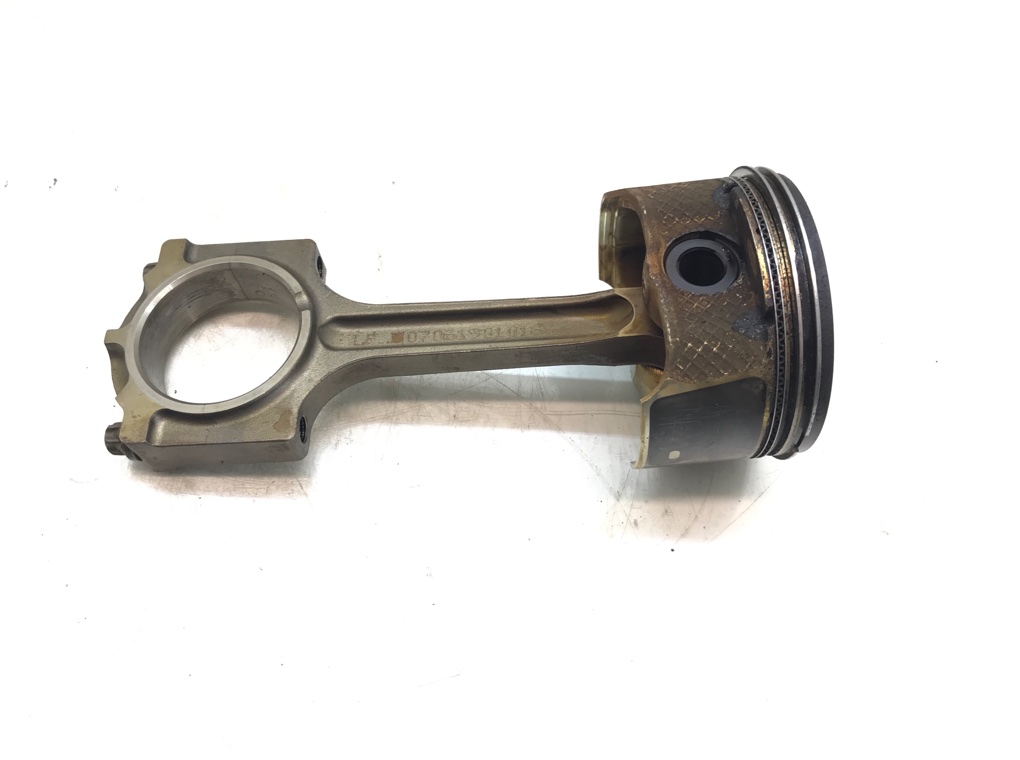 Поршень бу для Mazda 6 2.0 i, 2007 г.