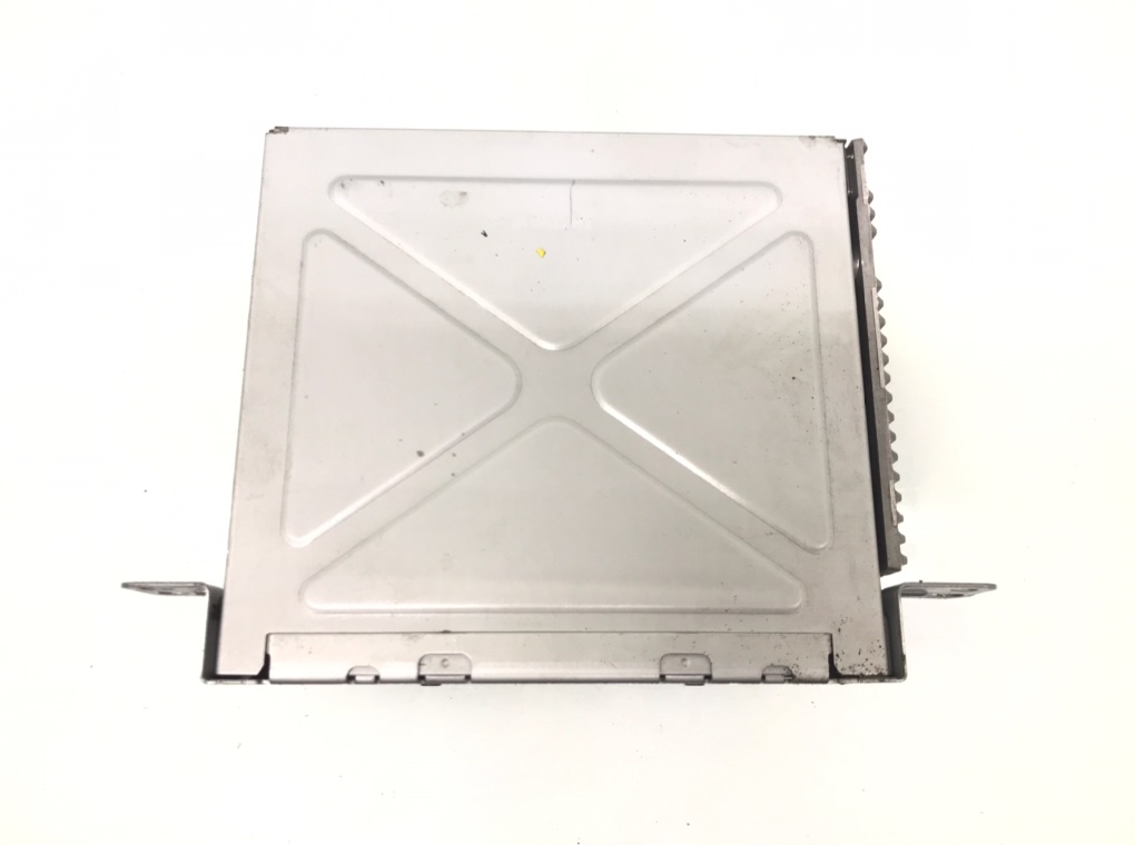 Магнитола бу для Opel Insignia 2.0 CDTi, 2009 г. Магнитола бу для Opel Insignia 2.0 CDTi, 2009 г.