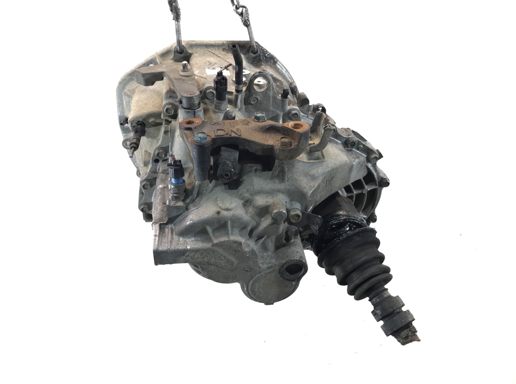 КПП механическая (МКПП) бу для Nissan Qashqai+2  2.0 DCi,  2010 г. 