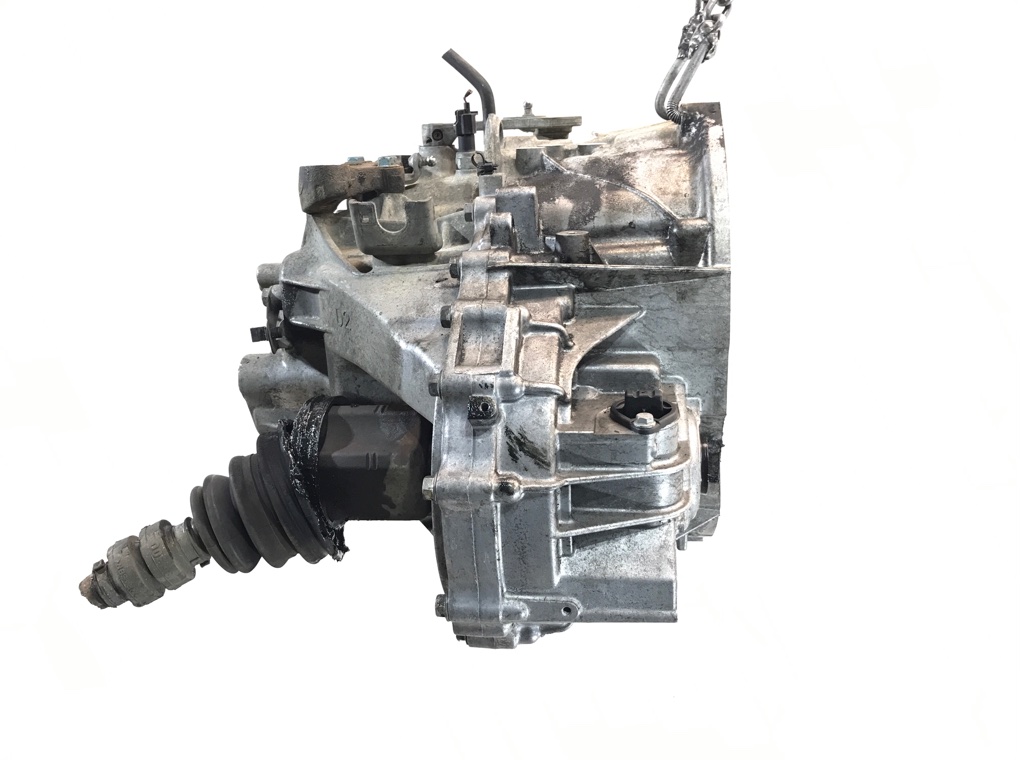 КПП механическая (МКПП) бу для Nissan Qashqai+2  2.0 DCi,  2010 г. 