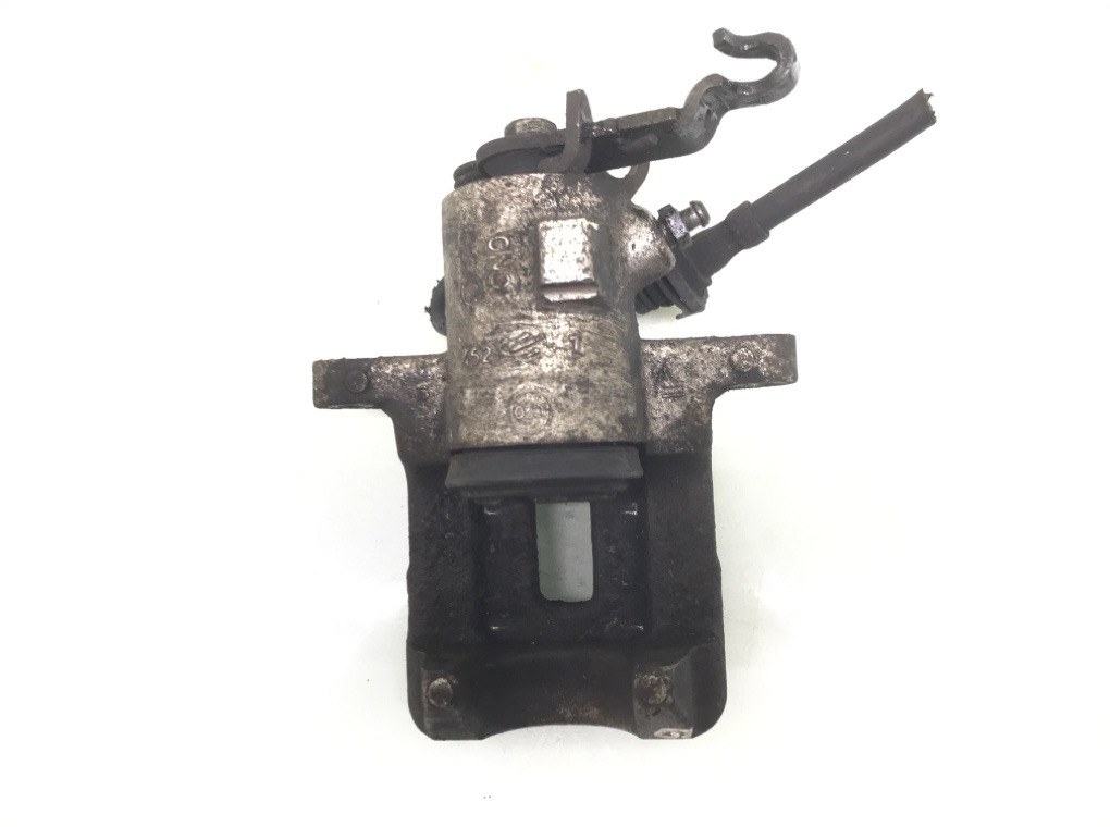 Суппорт задний правый бу для Seat Leon  2.0 TDi,  2010 г.