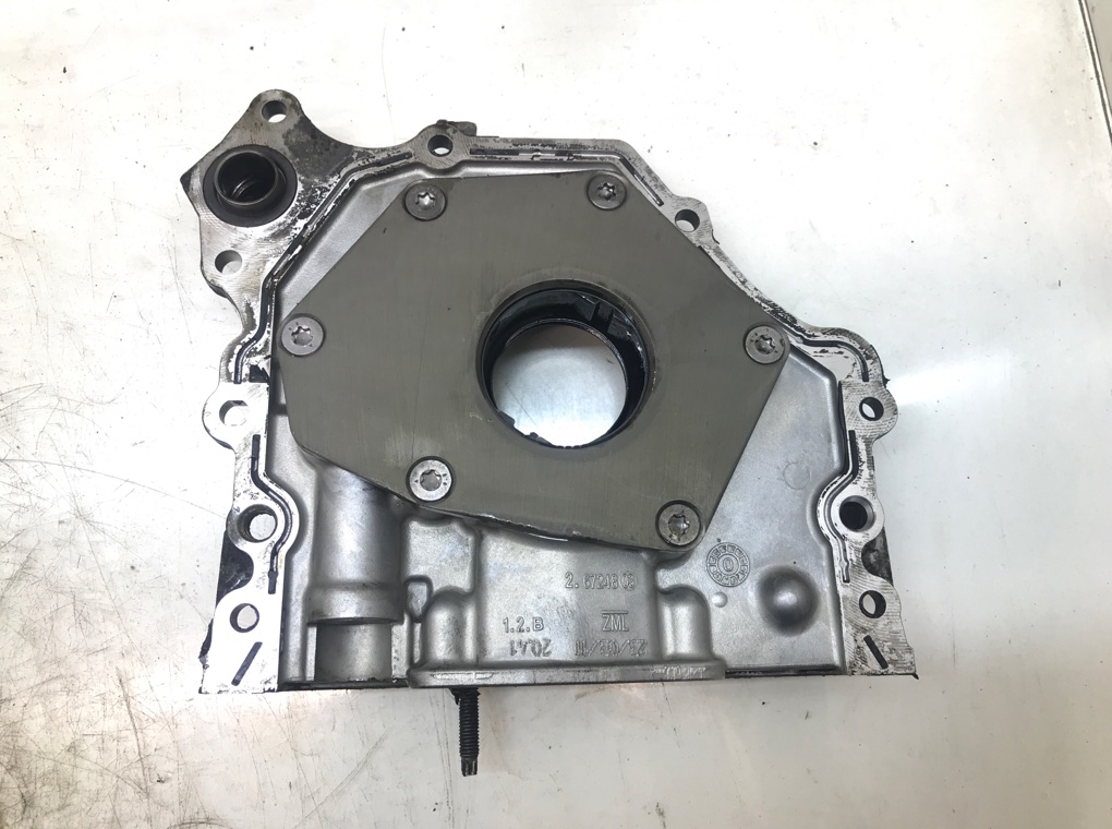 Насос масляный бу для Ford Focus 3 1.6 TDCi,  2011 г.