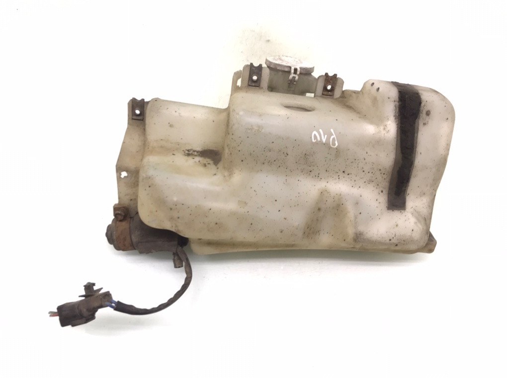 Бачок омывателя бу для Mitsubishi Pajero 2.8 TD, 1993 г.