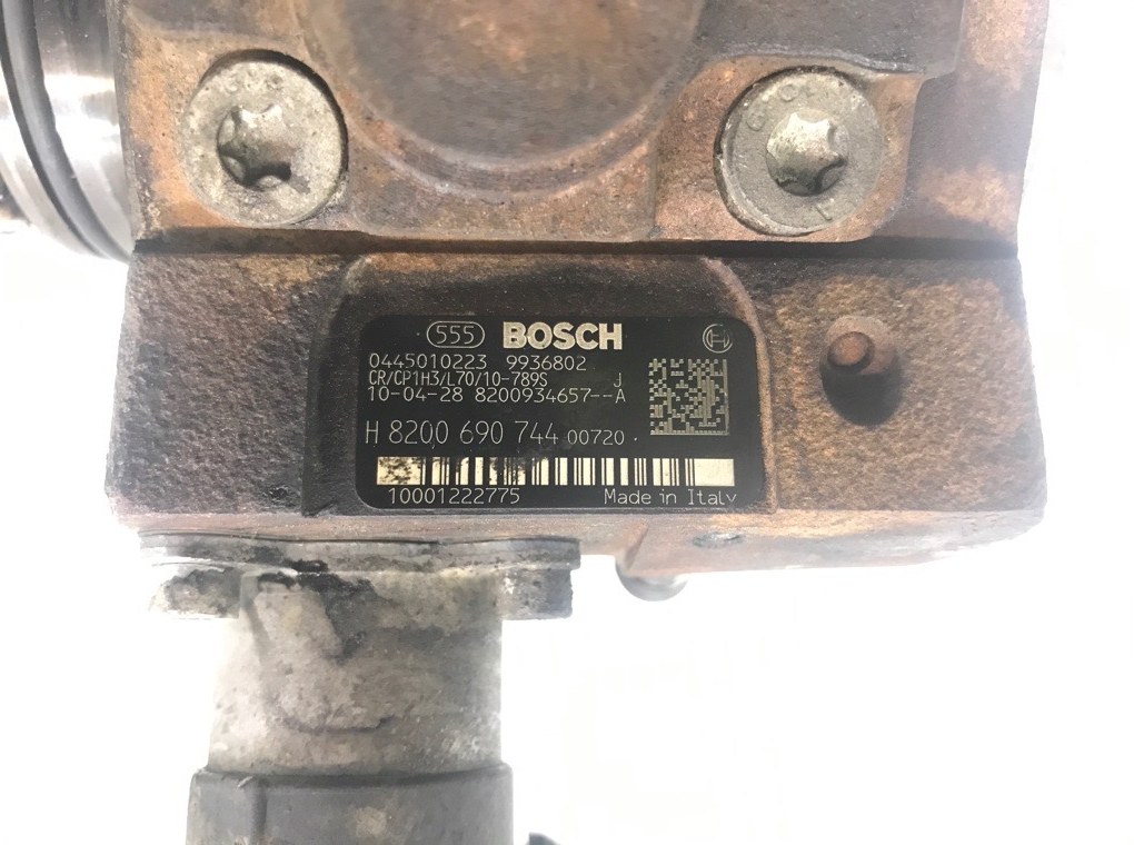 ТНВД бу для Nissan Qashqai+2  2.0 DCi,  2010 г.