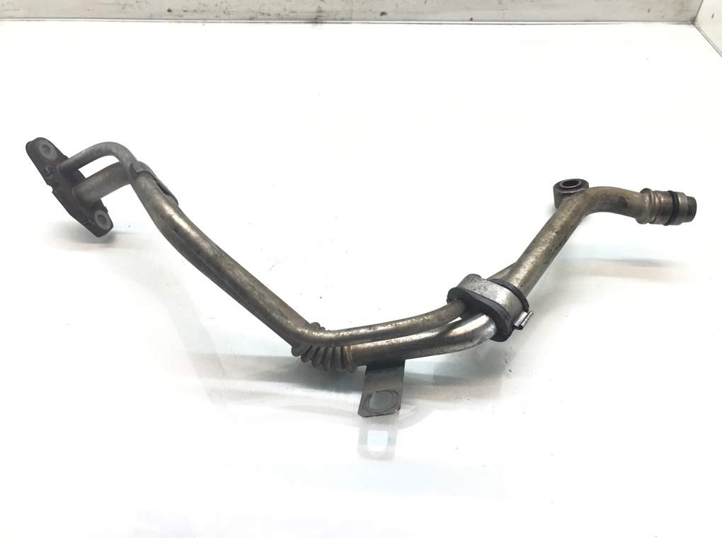 Масляная трубка турбины бу для Nissan Qashqai+2  2.0 DCi,  2010 г.
