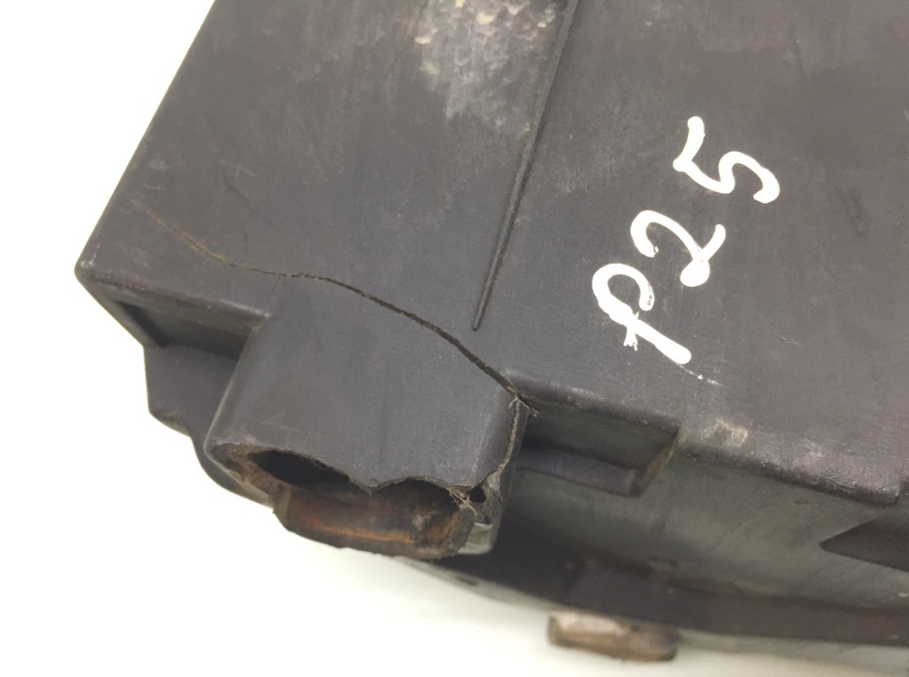 Полка аккумулятора бу для Ford Fiesta  1.4 TDCi,  2008 г.