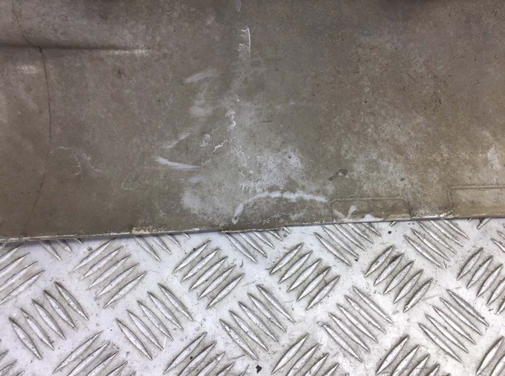 Бампер задний бу для Peugeot 207  1.6 i,  2008 г.