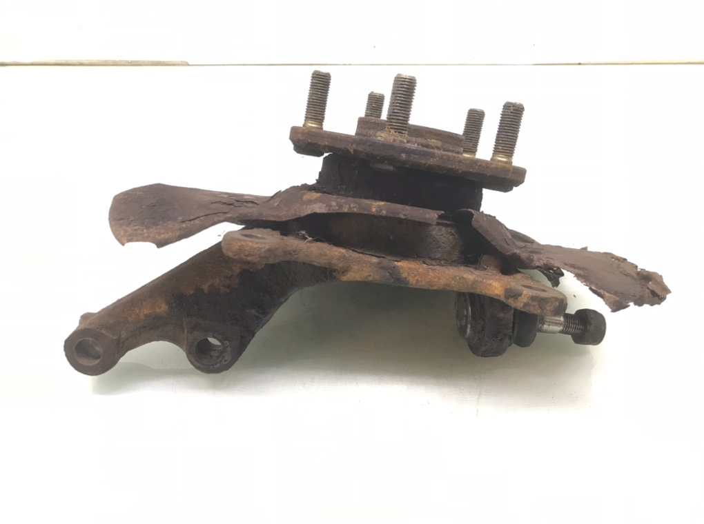 Ступица передняя правая бу для Honda CR-V  2.0 i,  2005 г.