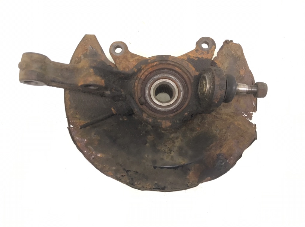 Ступица передняя правая бу для Honda CR-V  2.0 i,  2005 г.