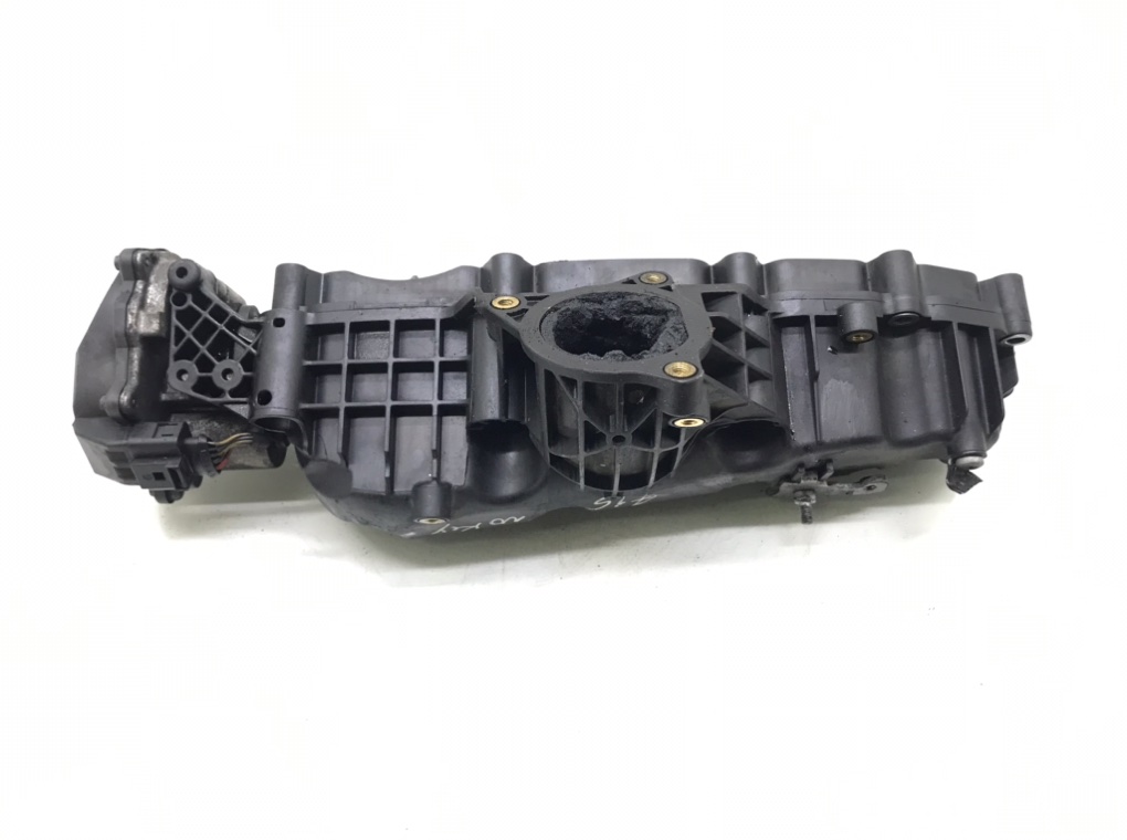 Коллектор впускной бу для Seat Leon  2.0 TDi,  2010 г.