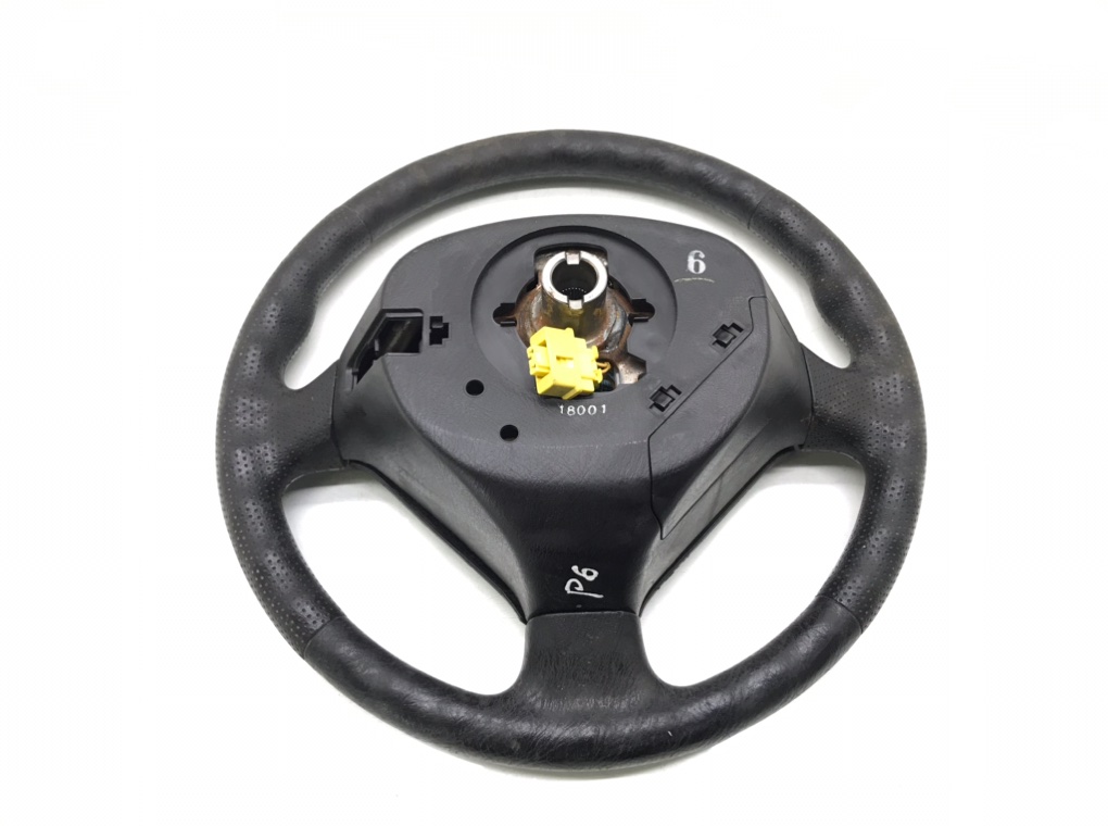 Руль бу для Honda HR-V 1.6 i, 2000 г. Руль бу для Honda HR-V 1.6 i, 2000 г.