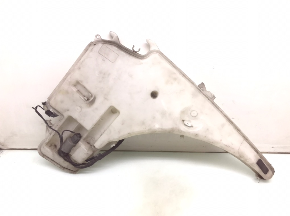 Бачок омывателя бу для BMW 1 E87/E81/E82/E88 2.0 TD, 2009 г.