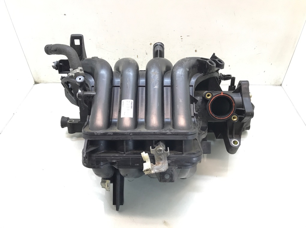 Коллектор впускной бу для Mazda 2   1.3 i,  2009 г.