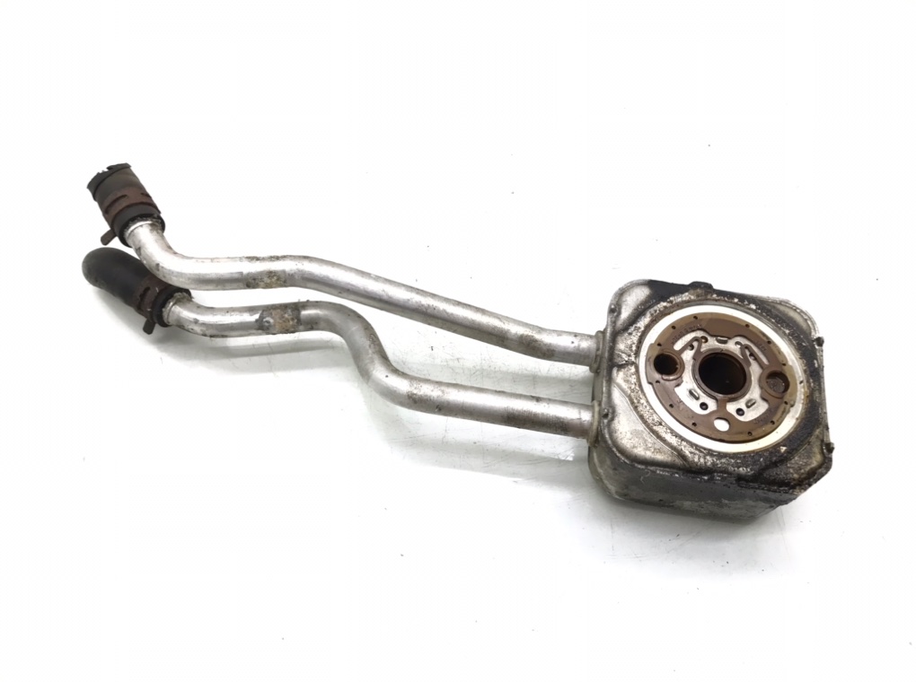 Радиатор масляный бу для Volkswagen Golf 4 1.6 i,  2003 г.