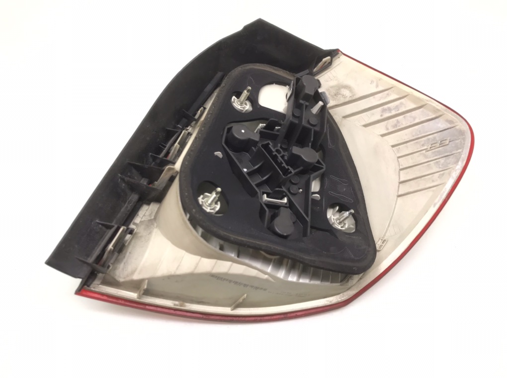 Фонарь задний левый бу для BMW 1 E87/E81/E82/E88 1.6 i,  2006 г.