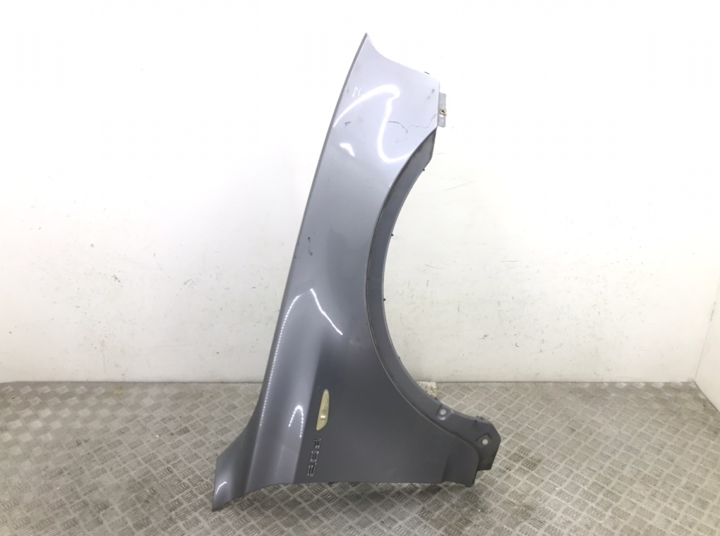 Крыло переднее правое бу для BMW X3 E83 2.0 TD, 2005 г.