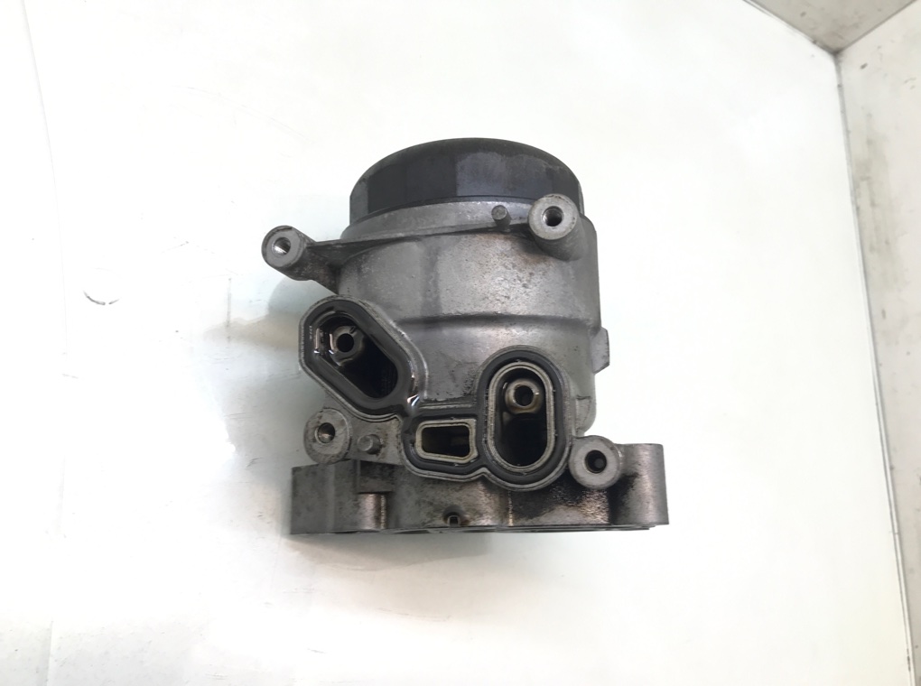Корпус масляного фильтра бу для BMW 1 E87/E81/E82/E88 2.0 i,  2008 г.