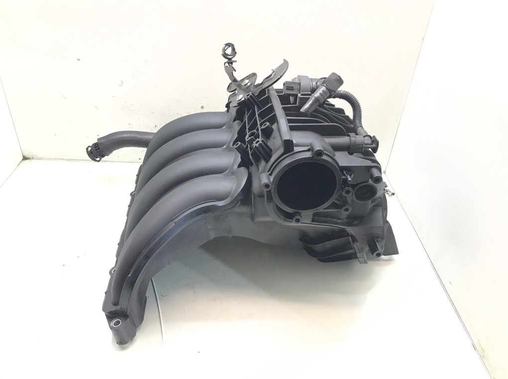 Коллектор впускной бу для BMW 1 E87/E81/E82/E88 2.0 i,  2008 г.