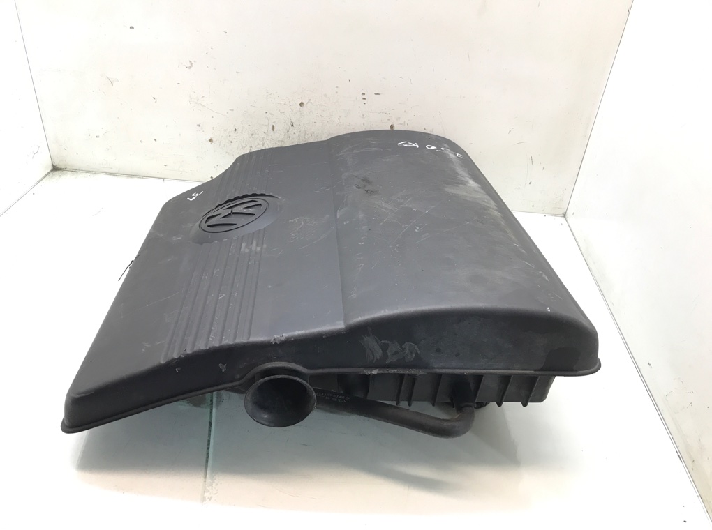 Корпус воздушного фильтра бу для Volkswagen Fox  1.4 i,  2006 г.