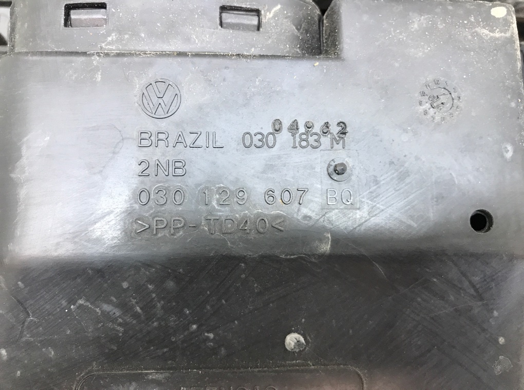 Корпус воздушного фильтра бу для Volkswagen Fox  1.4 i,  2006 г.