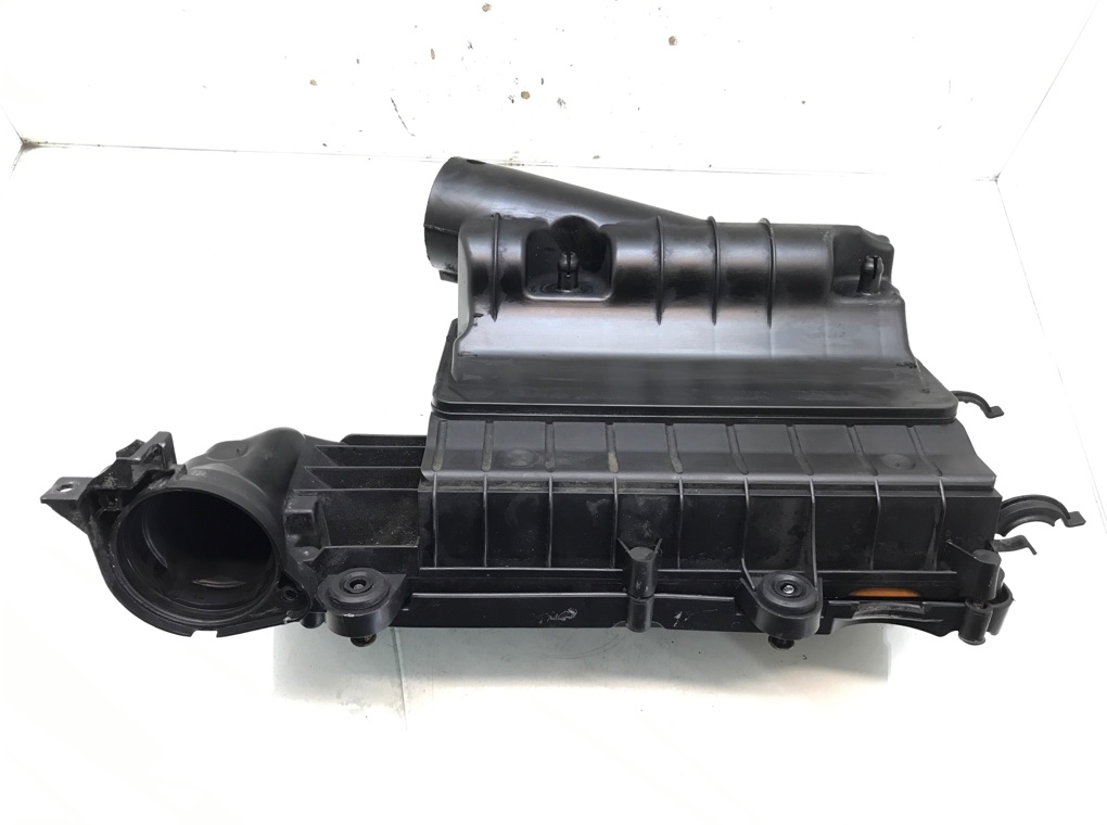 Корпус воздушного фильтра бу для Ford Fusion  1.4 TDCi,  2003 г.