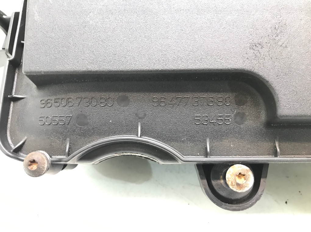 Корпус воздушного фильтра бу для Ford Fusion  1.4 TDCi,  2003 г.