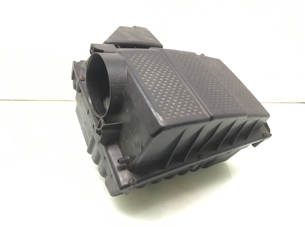 Корпус воздушного фильтра бу для Land Rover Discovery 3 2.7 TD, 2006 г.