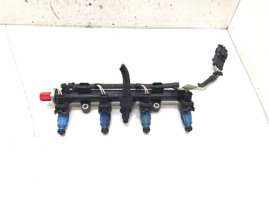 Топливная рампа бу для Fiat Punto 2 1.2 i, 2001 г.