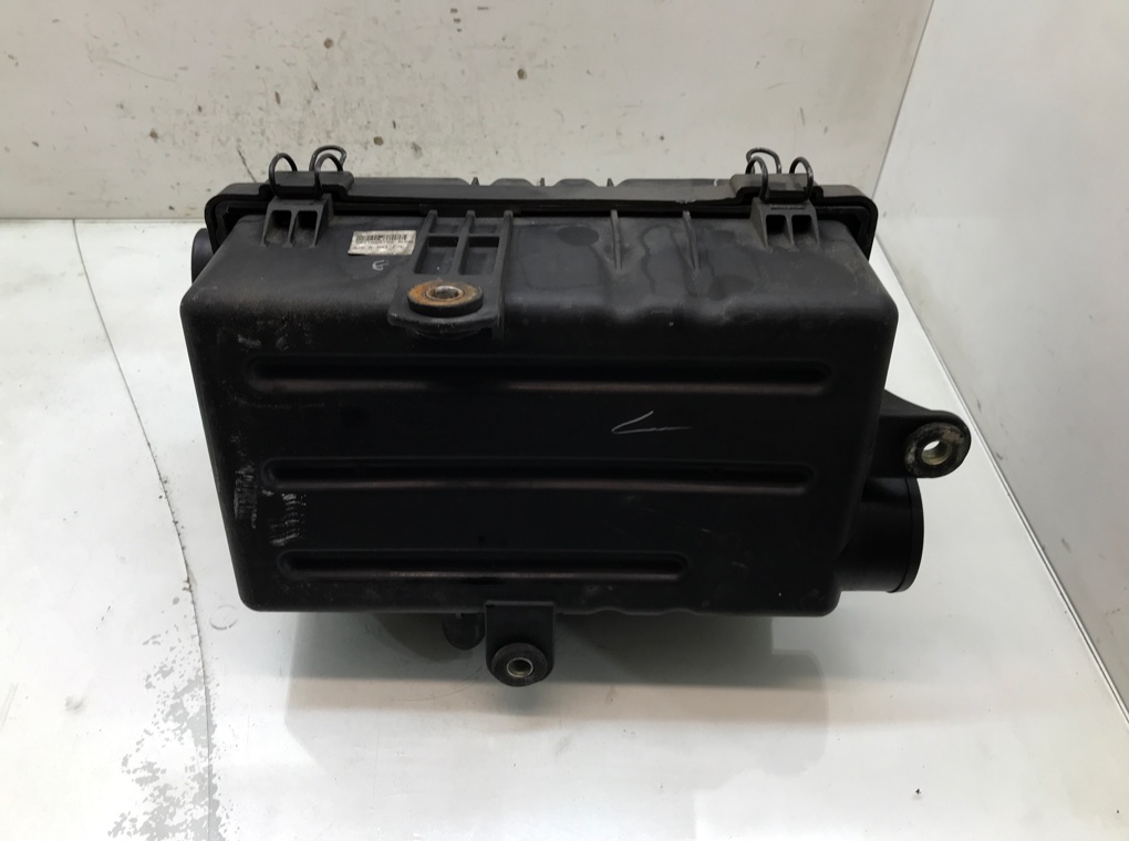 Корпус воздушного фильтра бу для Hyundai Atos  1.1 i,  2006 г.