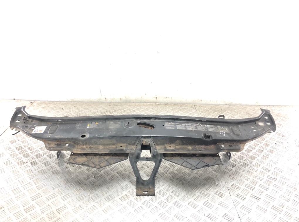 Панель передняя (телевизор) бу для Renault Laguna 2 2.0 DCi, 2007 г.