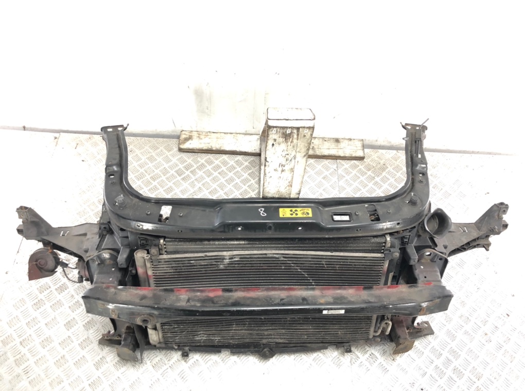 Панель передняя (телевизор) бу для Mini Cooper R56 1.6 i,  2007 г.