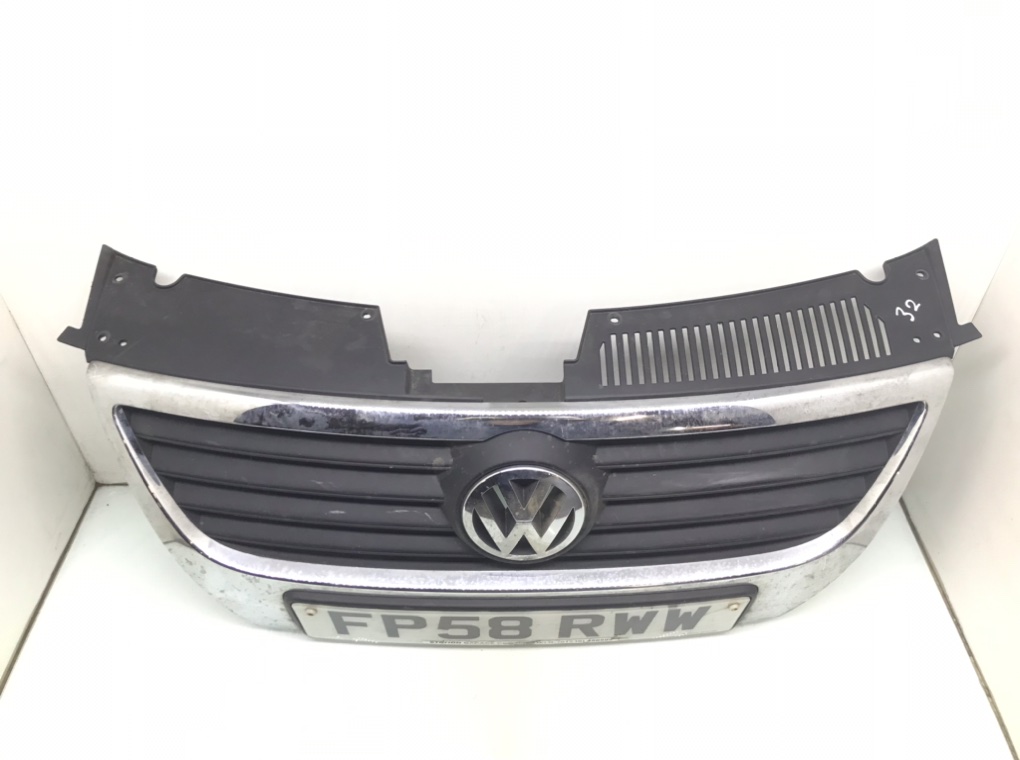 Решетка радиатора бу для Volkswagen Passat B6 1.9 TDi,  2008 г.