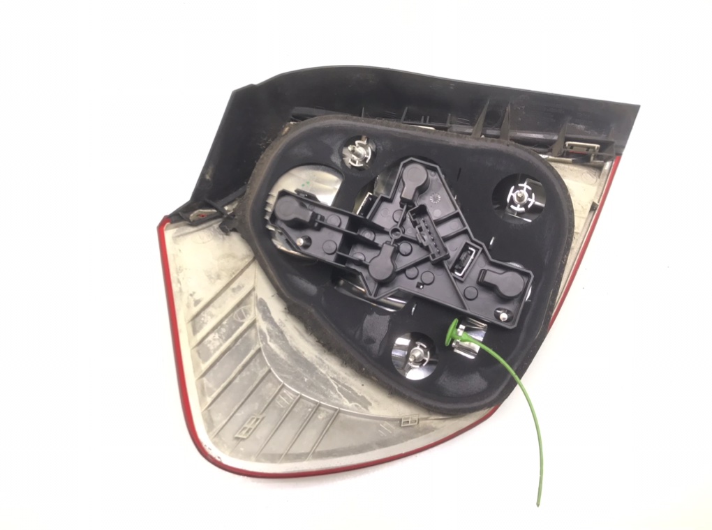 Фонарь задний правый бу для BMW 1 E87/E81/E82/E88 2.0 i,  2004 г.