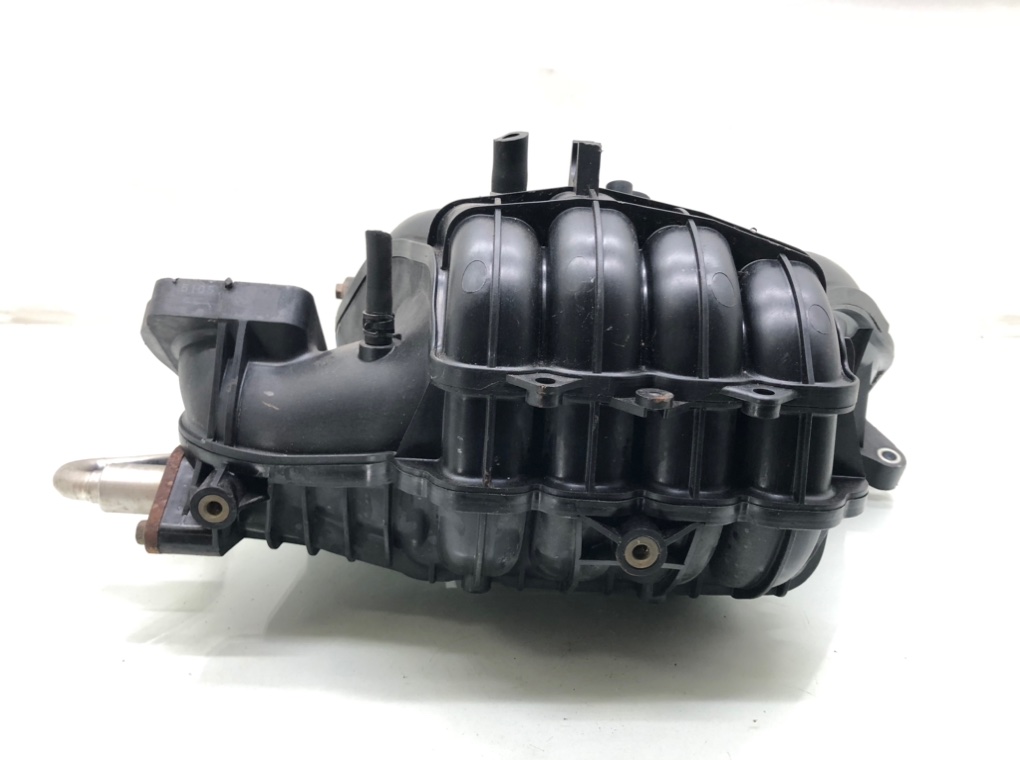 Коллектор впускной бу для Suzuki Swift  1.3 i,  2005 г.