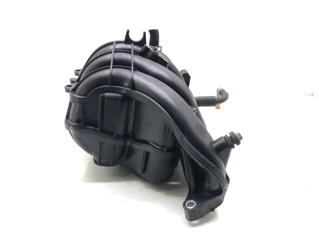 Коллектор впускной бу для Suzuki Swift  1.3 i,  2005 г.