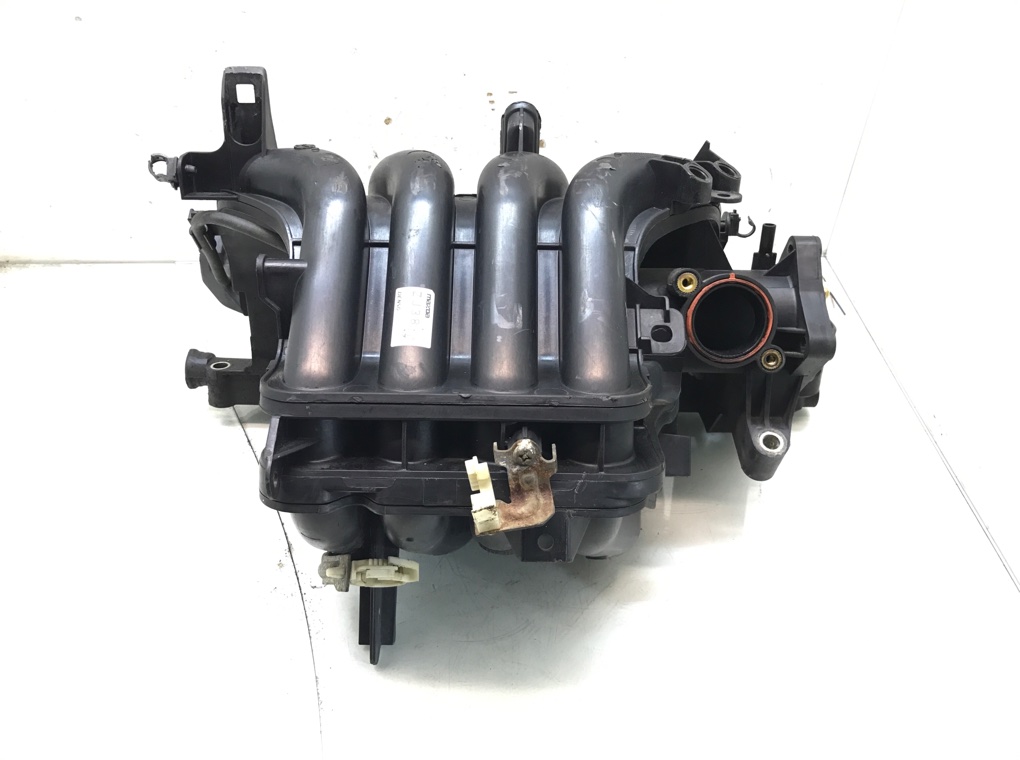 Коллектор впускной бу для Mazda 2   1.3 i,  2007 г.