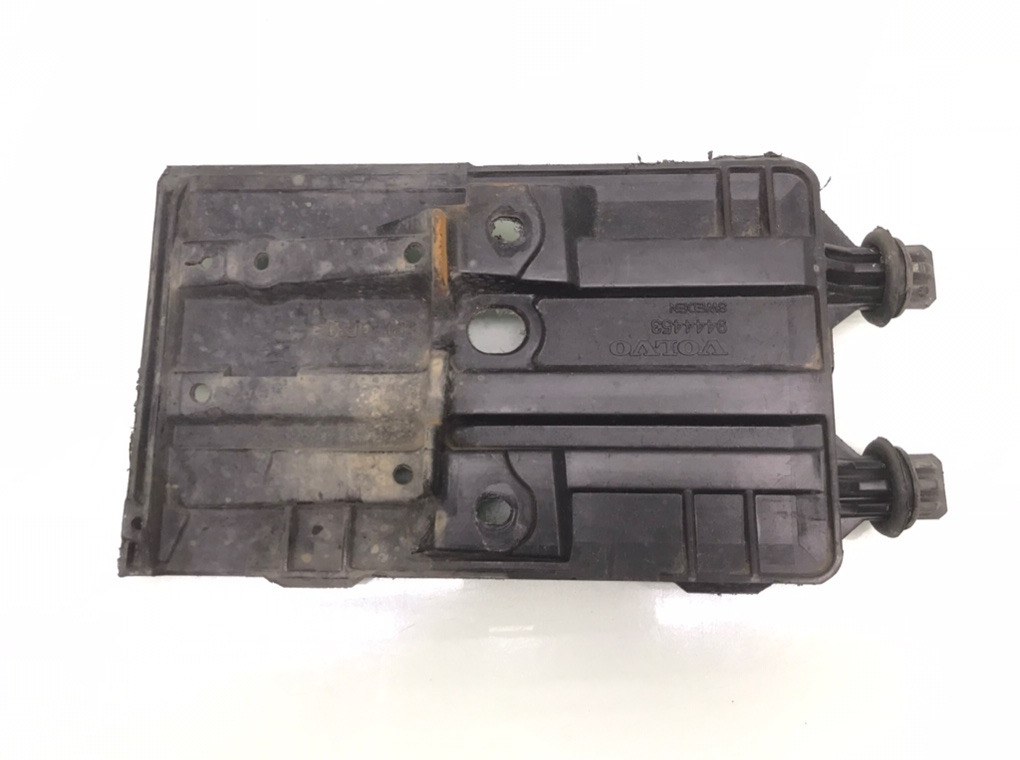 Полка аккумулятора бу для Volvo V70  2.5 TDi,  1998 г.
