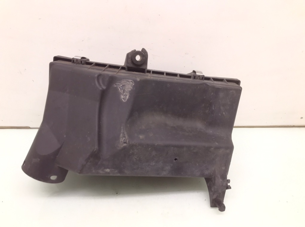 Корпус воздушного фильтра бу для Mitsubishi Carisma  1.9 DiD,  2003 г.