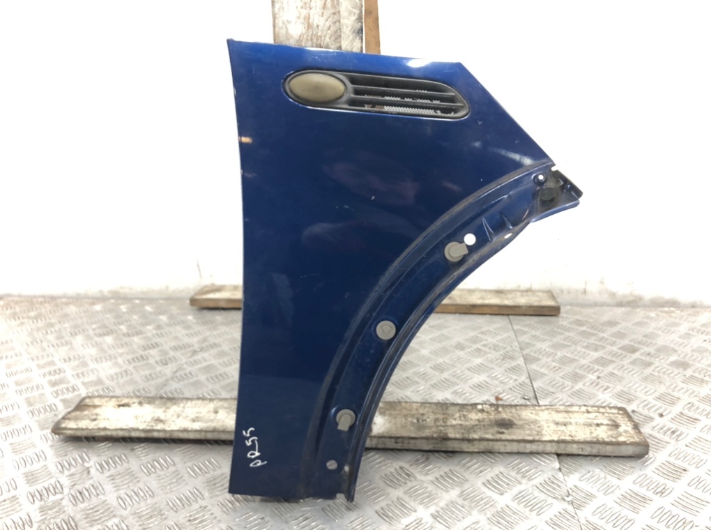 Крыло переднее правое бу для Mini Cooper R50 1.6 i, 2001 г.