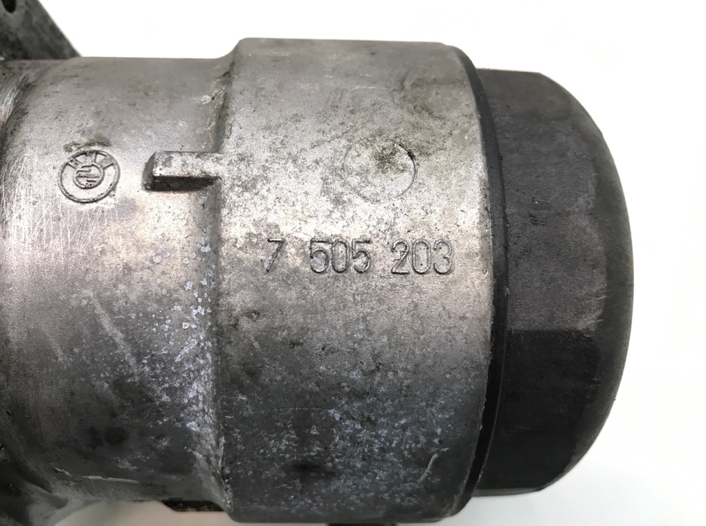 Корпус масляного фильтра бу для BMW 3 E90/E91/E92/E93 2.0 i,  2007 г.