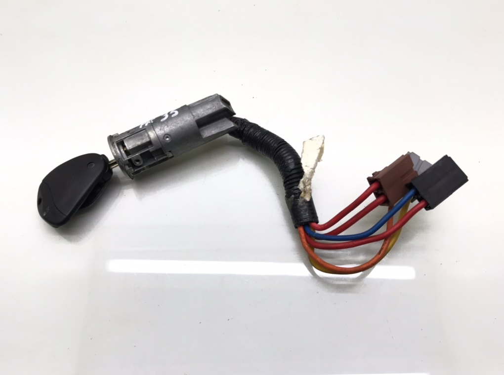 Замок зажигания бу для Citroen Jumpy  2.0 HDi,  2005 г.