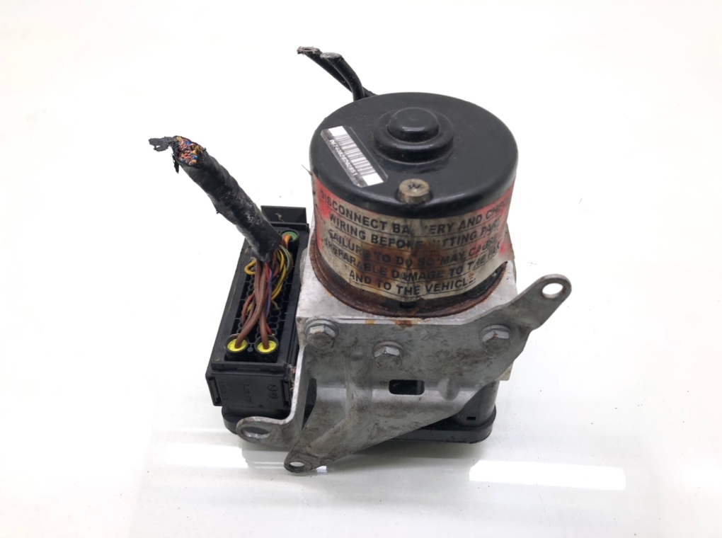 Блок ABS бу для BMW 3 E90/E91/E92/E93 2.0 i, 2005 г.